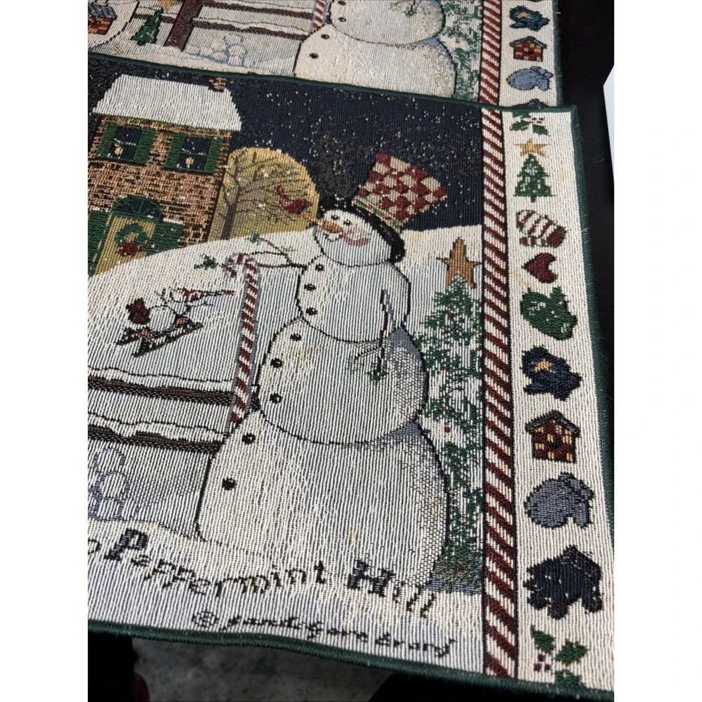 Vtg Tapestry Placemats SNOWMEN 19x13 Finished‎ Edge Christmas Winter Snow